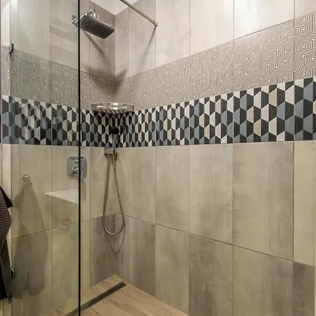 Apartman Corvin-luxe, 3 Bedroom In Center