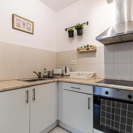 Appartamento Corvin-luxe, 3 Bedroom In Center Budapest